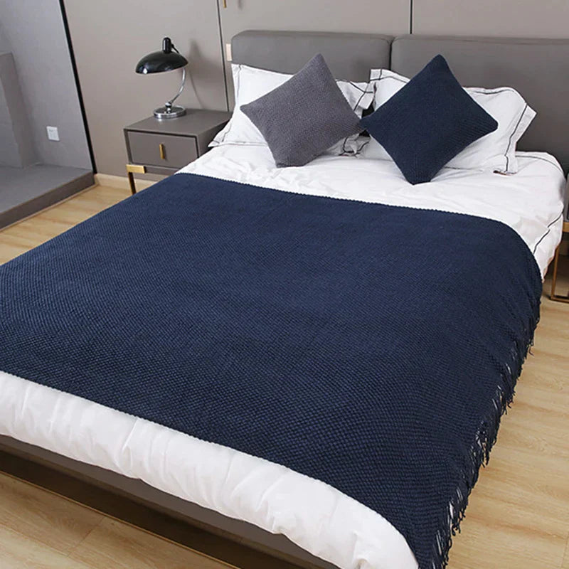 DecorBites™ Cozy Knitted Sofa Blanket with Tassels - Versatile Home Decor and Wrap