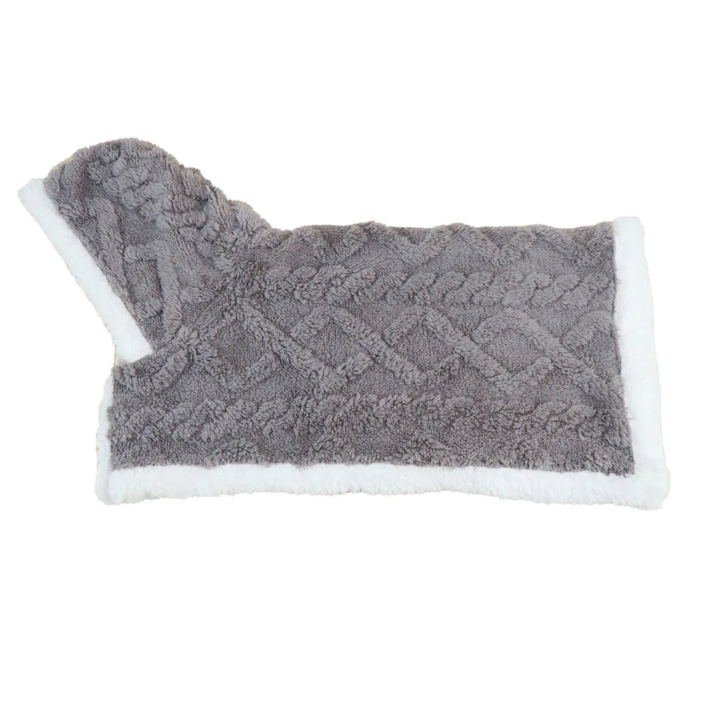 DecorBites™ Cozy Velvet Pet Blanket for Autumn/Winter Comfort