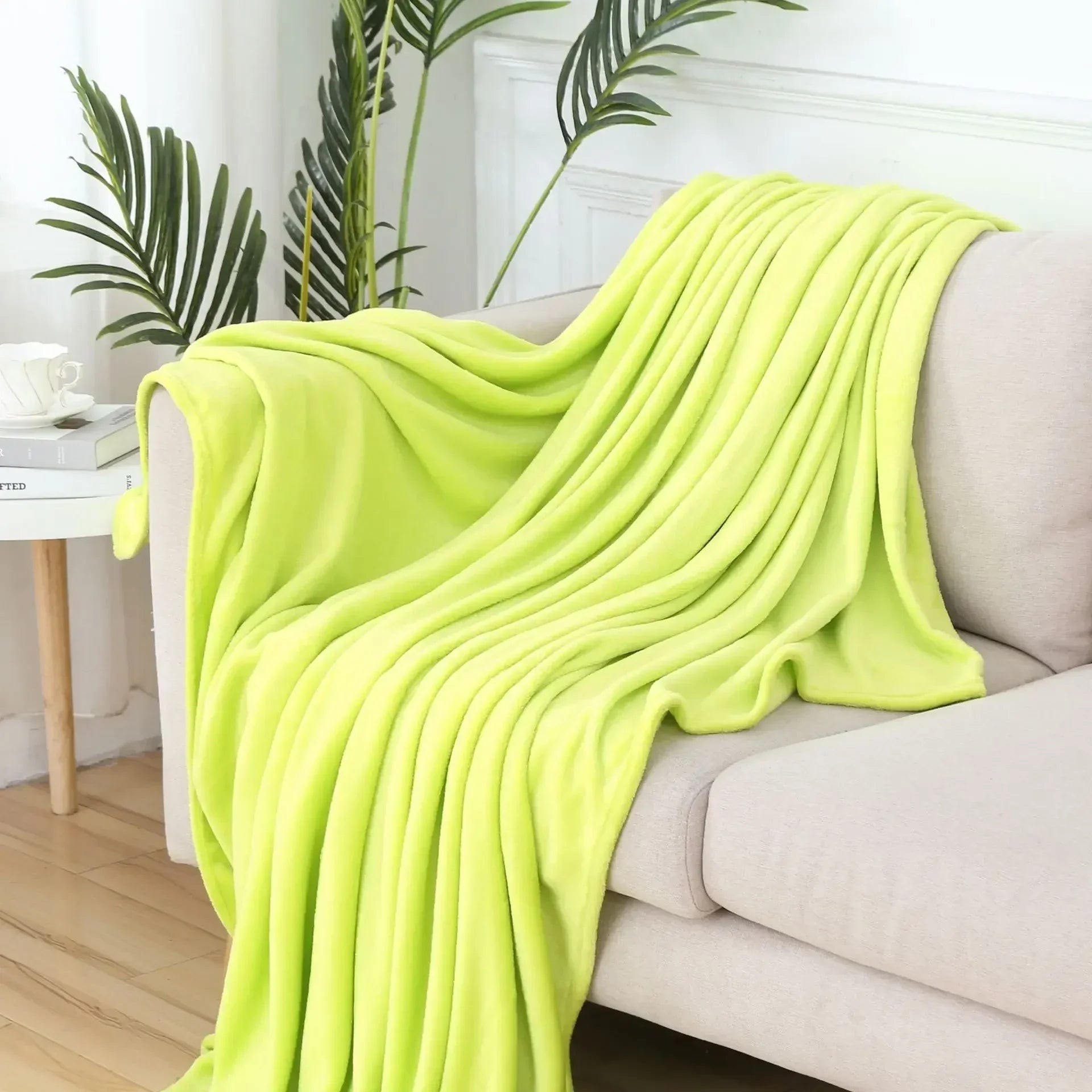 DecorBites™ Cozy Flannel Warm Blanket: Soft Plush Coral Fleece Bed Cover & Shawl