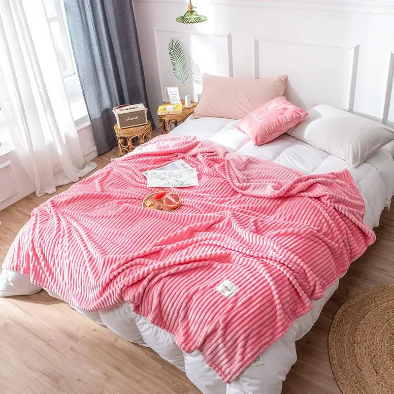 DecorBites™ Cozy Hug Blanket - Soft Sweatshirt Throw for Sofa & Bed